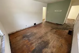 7339 Jefferson Ave, Hammond, IN 46324 - Photo 4