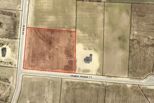 950 W Grand Prairie Ct W, Demotte, IN 46310 - Photo 1