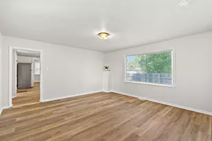 3616 Michigan St, Hobart, IN 46342 - Photo 6