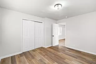 3616 Michigan St, Hobart, IN 46342 - Photo 14