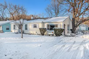 432 Washington Park Blvd, Michigan City, IN 46360 - Photo 2