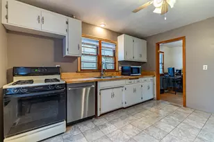 3931 Clough Ave, Highland, IN 46322 - Photo 20