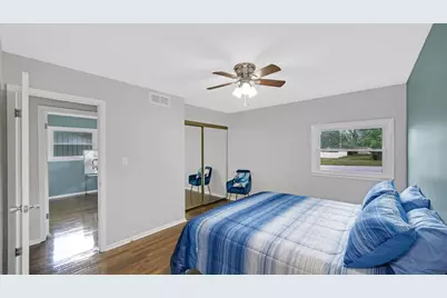 8726 Lakewood Avenue, Gary, IN 46403 - Photo 12