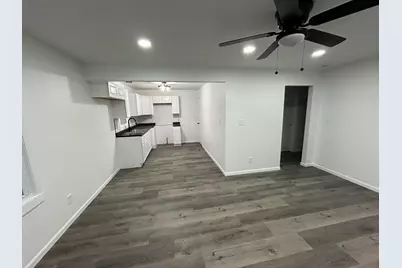 334 N Dwiggins Street, Griffith, IN 46319 - Photo 2