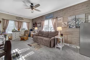 10 N Michigan St, LaCrosse, IN 46348 - Photo 6