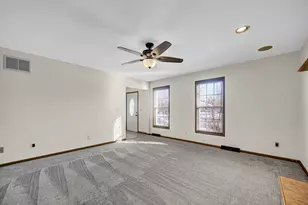 253 Moncrief Dr, Valparaiso, IN 46385 - Photo 6