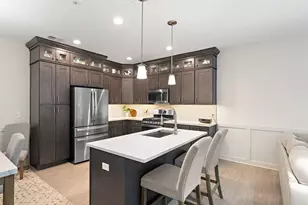 1346 Parke Dr, Crown Point, IN 46307 - Photo 6