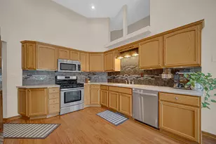 608 Sunflower Ln, Dyer, IN 46311 - Photo 8