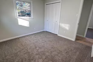 2047 Clover St, Portage, IN 46368 - Photo 10