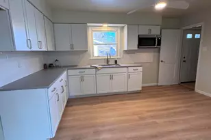 2047 Clover St, Portage, IN 46368 - Photo 4