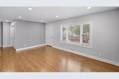 6833 Baring Avenue, Hammond, IN 46324 - Photo 2