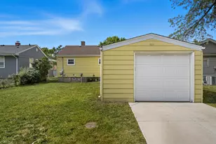 6833 Baring Ave, Hammond, IN 46324 - Photo 20