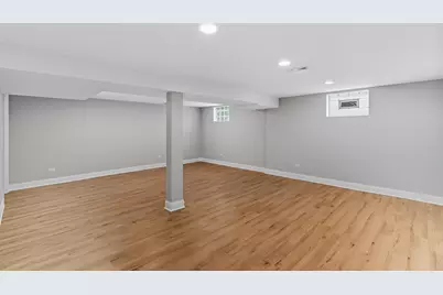 6833 Baring Avenue, Hammond, IN 46324 - Photo 14