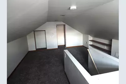 7 Beverly Boulevard, Hobart, IN 46342 - Photo 8