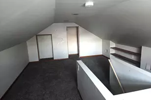 7 Beverly Blvd, Hobart, IN 46342 - Photo 8