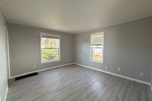 1814 Elston St, Michigan City, IN 46360 - Photo 6