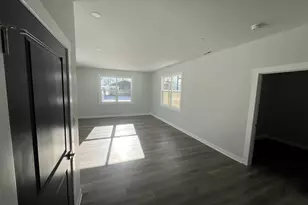 4523 E 6th Ave, Gary, IN 46403 - Photo 14