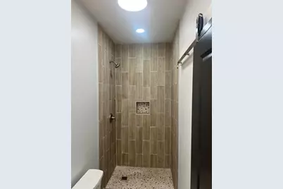 4523 E 6th Avenue, Gary, IN 46403 - Photo 18