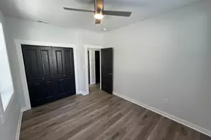 4523 E 6th Ave, Gary, IN 46403 - Photo 20