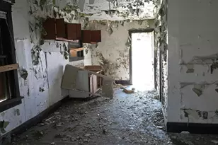 3886 Massachusetts, Gary, IN 46409 - Photo 4