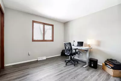 6430 Ellsworth Place, Merrillville, IN 46410 - Photo 16