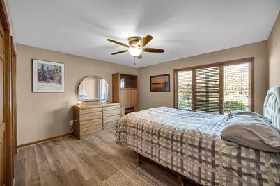 2393 Four Seasons Pkwy, Crown Point, IN 46307 - Photo 20