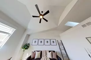 3046 W 84th Pl, Merrillville, IN 46410 - Photo 6