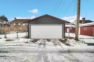 749 Buchanan St, Gary, IN 46402 - Photo 18