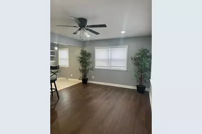 556 Gerry Street, Gary, IN 46406 - Photo 2