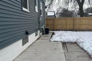 556 Gerry St, Gary, IN 46406 - Photo 20