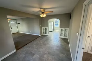 2698 Cass St, Gary, IN 46405 - Photo 6