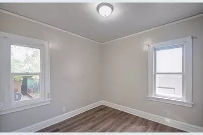 612 W 149th Street, East Chicago, IN 46312 - Photo 16