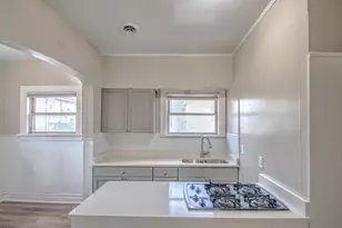 612 W 149th St, East Chicago, IN 46312 - Photo 6