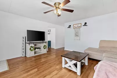 1614 Vine Court, Hobart, IN 46342 - Photo 2