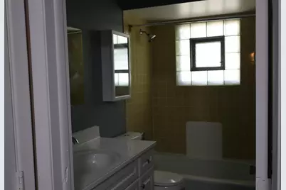 431 W Vine Street #429, Hammond, IN 46324 - Photo 8