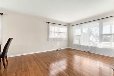 8228 Rutledge Street, Merrillville, IN 46410 - Photo 6