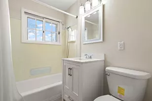 8228 Rutledge St, Merrillville, IN 46410 - Photo 14