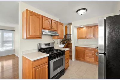 8228 Rutledge Street, Merrillville, IN 46410 - Photo 10