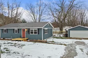 11210 N CR-550 W, Wheatfield, IN 46392 - Photo 2
