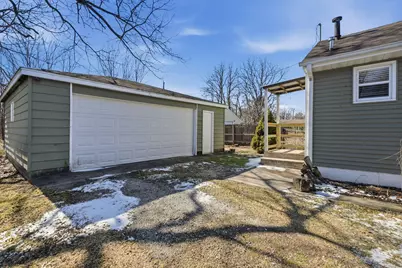 217 E 13 Th Place, Hobart, IN 46342 - Photo 16