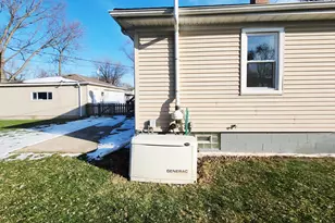 3303 Eder St, Highland, IN 46322 - Photo 40