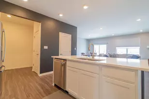 10920 Missouri Pl, Crown Point, IN 46307 - Photo 4