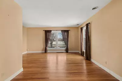 7123 Baring Pkwy, Hammond, IN 46324 - Photo 4