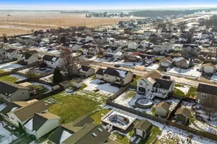 5684 Dove Dale Ave, Portage, IN 46368 - Photo 4