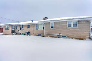 5550 Jefferson Pl, Merrillville, IN 46410 - Photo 24