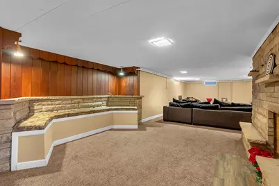 5550 Jefferson Place, Merrillville, IN 46410 - Photo 16