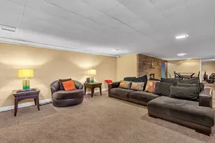 5550 Jefferson Pl, Merrillville, IN 46410 - Photo 20