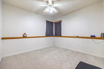 308 S Broad Street #12, Griffith, IN 46319 - Photo 12