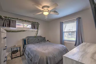 2080 Wright Street, Gary, IN 46404 - Photo 12