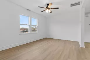 830 W 11th Ave, Gary, IN 46402 - Photo 18